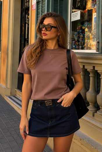 Kahverengi Bisiklet Yaka Basic Kadın Tişört MG2075
