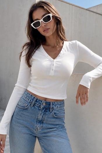 Beyaz V Yaka Uzun Kollu Düğme Detaylı Kaşkorse Bodysuit MG2194