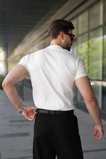 Ekru Slim Fit Hakim Yaka Triko Erkek Tişört E7189