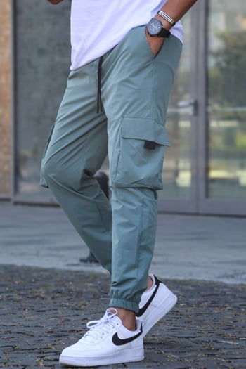 Men Green Cargo Trousers 5461