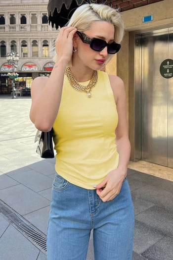 Sarı Kalın Askılı Regular Kesim  Basic Atlet MG2059