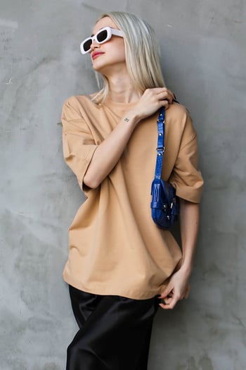 Bej Bisiklet Yaka Basic Oversize T-shirt MG1687
