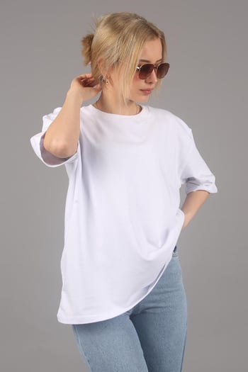 Beyaz Bisiklet Yaka Basic Oversize T-shirt MG1687