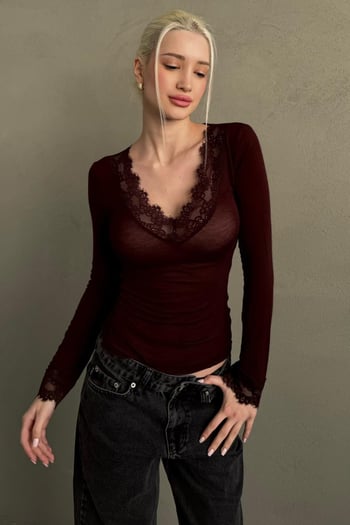 Bordo V Yaka Dantelli Transparan Kadın Bluz MG2662