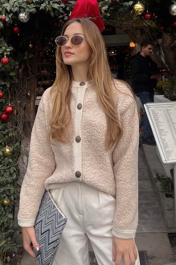 Bej Düğmeli Buklet Triko Hırka MG1949