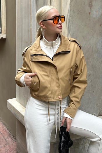 Camel Dik Yaka Kısa Kadın Ceket MG2242