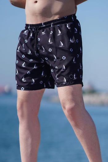 Siyah Yelken Desenli Erkek Deniz Şortu 6881