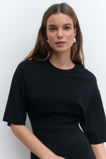 Siyah Bisiklet Yaka Yarım Kollu Kadın Tişört Elbise MG2656 