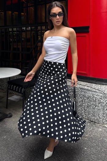 Siyah Puantiyeli Asimetrik Kadın Etek MG2785