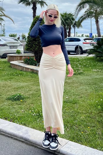 Bej Önden Büzgülü Midi Etek MG2084