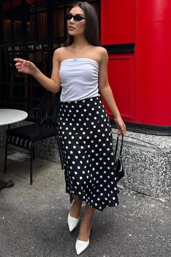 Siyah Puantiyeli Asimetrik Kadın Etek MG2785