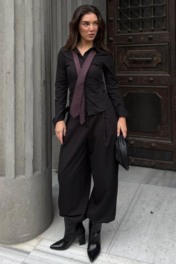 Siyah  Vücuda Oturan Slim Fit Kadın Gömlek MG2659