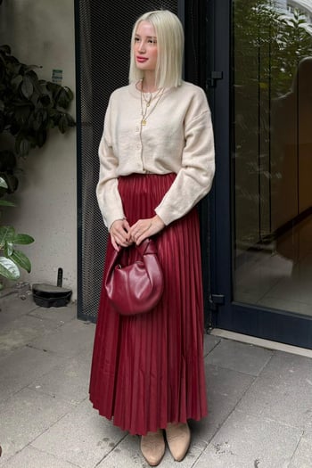 Ekru Rahat Kalıp Düğmeli Triko Kadın Hırka MG2552