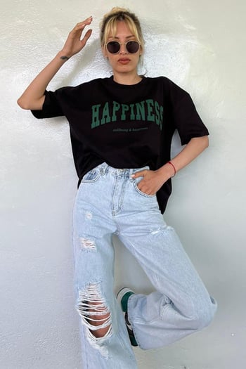 Women Printed Oversize Black T-Shirt MG1230