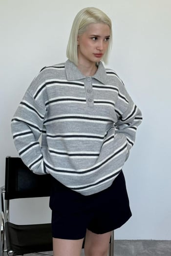 Gri Polo Yaka Çizgili Kadın Triko Kazak Mg2469