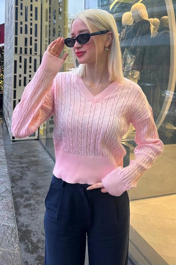 Pembe V  Yaka Örgülü Triko Kadın Kazak MG2258