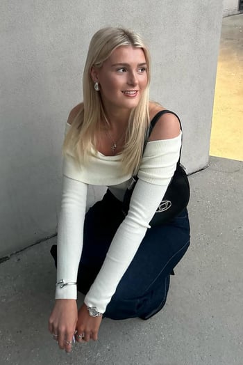 Beyaz Madonna Yaka Uzun Kollu Triko Kazak MG2184