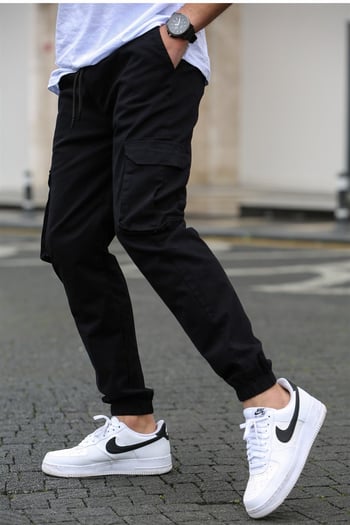 Men Black Cargo Trousers 5447