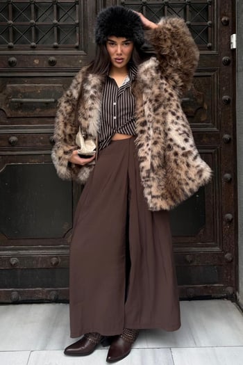 Kahverengi Rahat Kesim Pileli Cepli Kadın Etek Pantolon MG2693