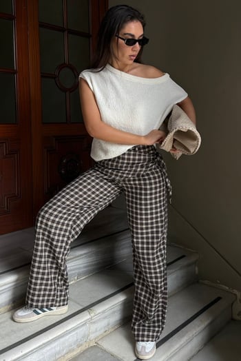 Kahverengi Fularlı Ekose Pantolon MG2734