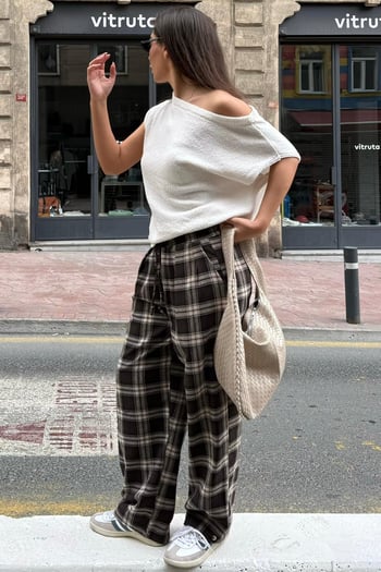 Kahverengi Ekose Desenli Balon Fit Kadın Pantolon MG2686