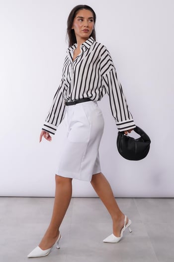 Beyaz Pileli Kadın Bermuda Şort Mg2483