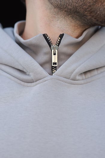 Boyalı Gri Kapüşonlu Fermuar Yaka Desenli Erkek Sweatshirt E7162