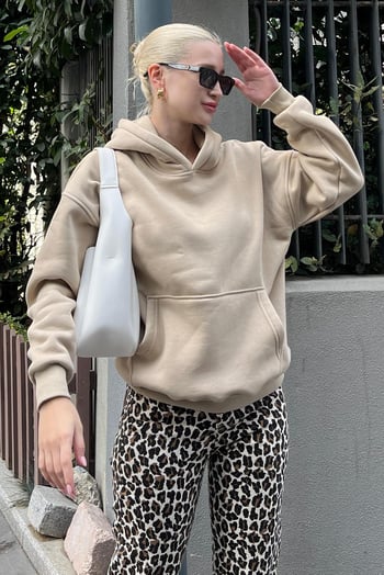 Bej Kapüşonlu Şardonlu Oversize Cepli Sweatshirt MG2206