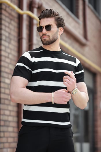 Siyah Çizgili Bisiklet Yaka Triko Tişört E7414