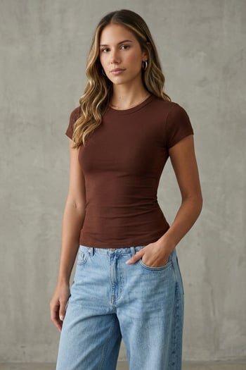 Kahverengi Bisiklet Yaka Basic Kadın T-shirt Mg2479