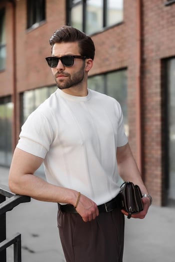 Beyaz Regular Fit Bisiklet Yaka Fitilli Triko Erkek Tişört E7490