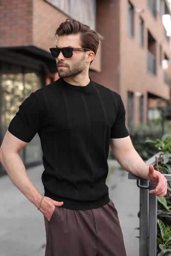 Siyah Regular Fit Bisiklet Yaka Fitilli Triko Erkek Tişört E7490