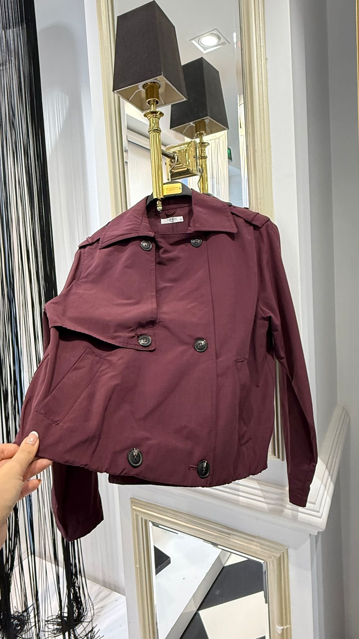 Yan Düğme Detay Trenç