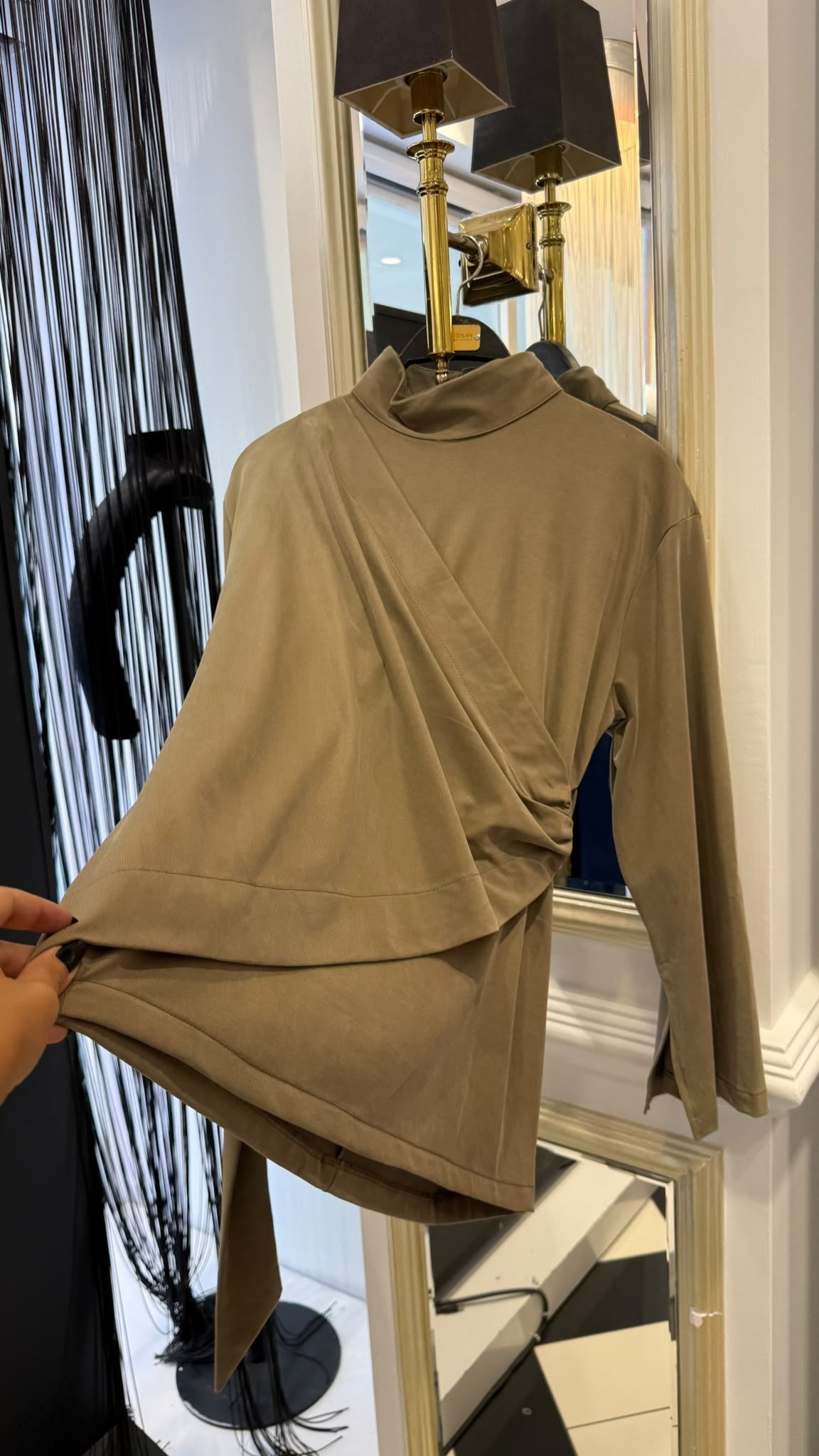 Dik Yaka Yandan Baglamalı Pantalon Takım