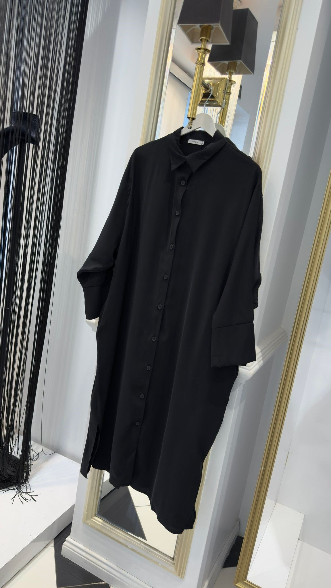 Geniş Kol Düğmeli Kap