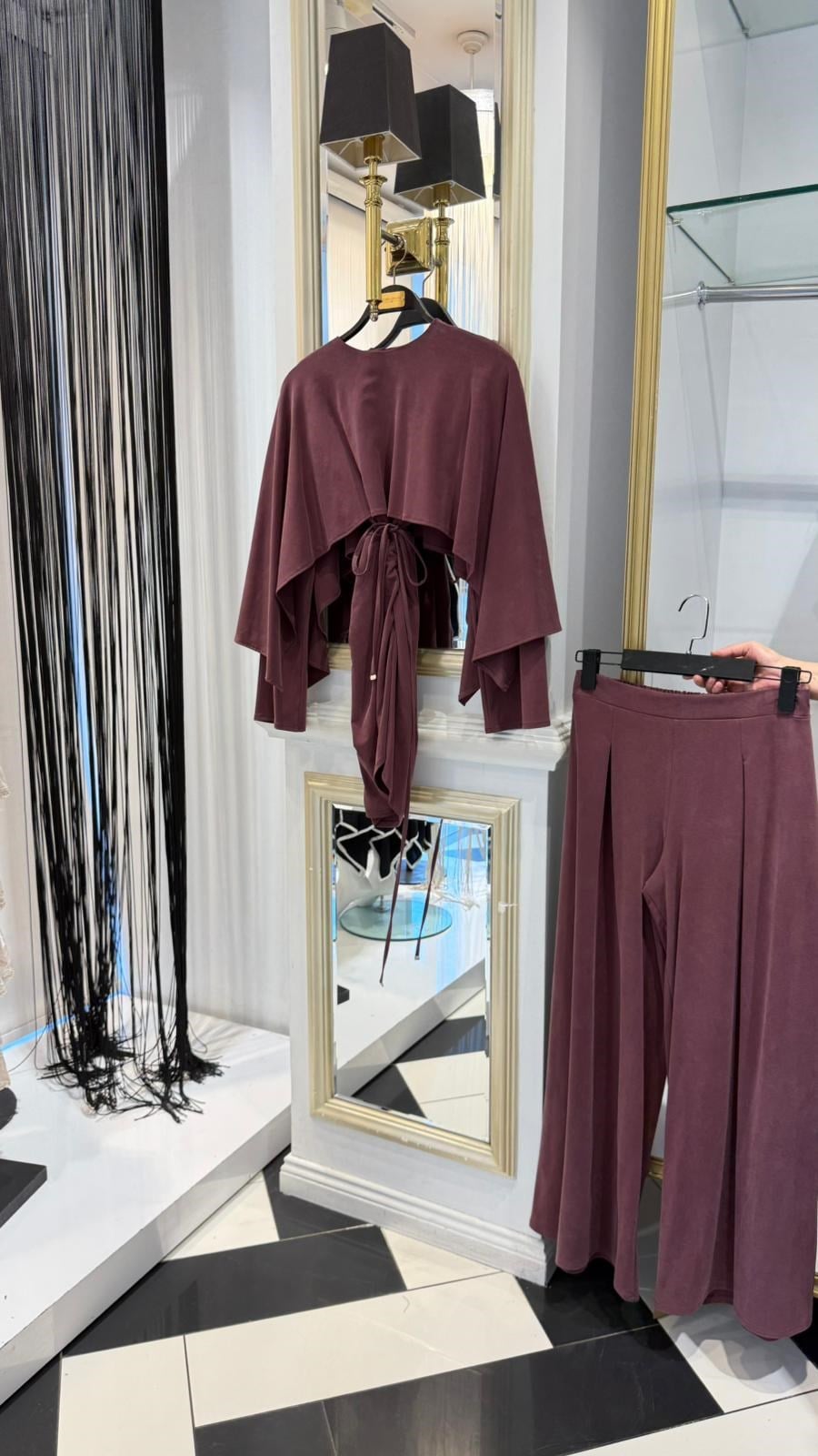 Pelerin Detay Pantolonlu Takım