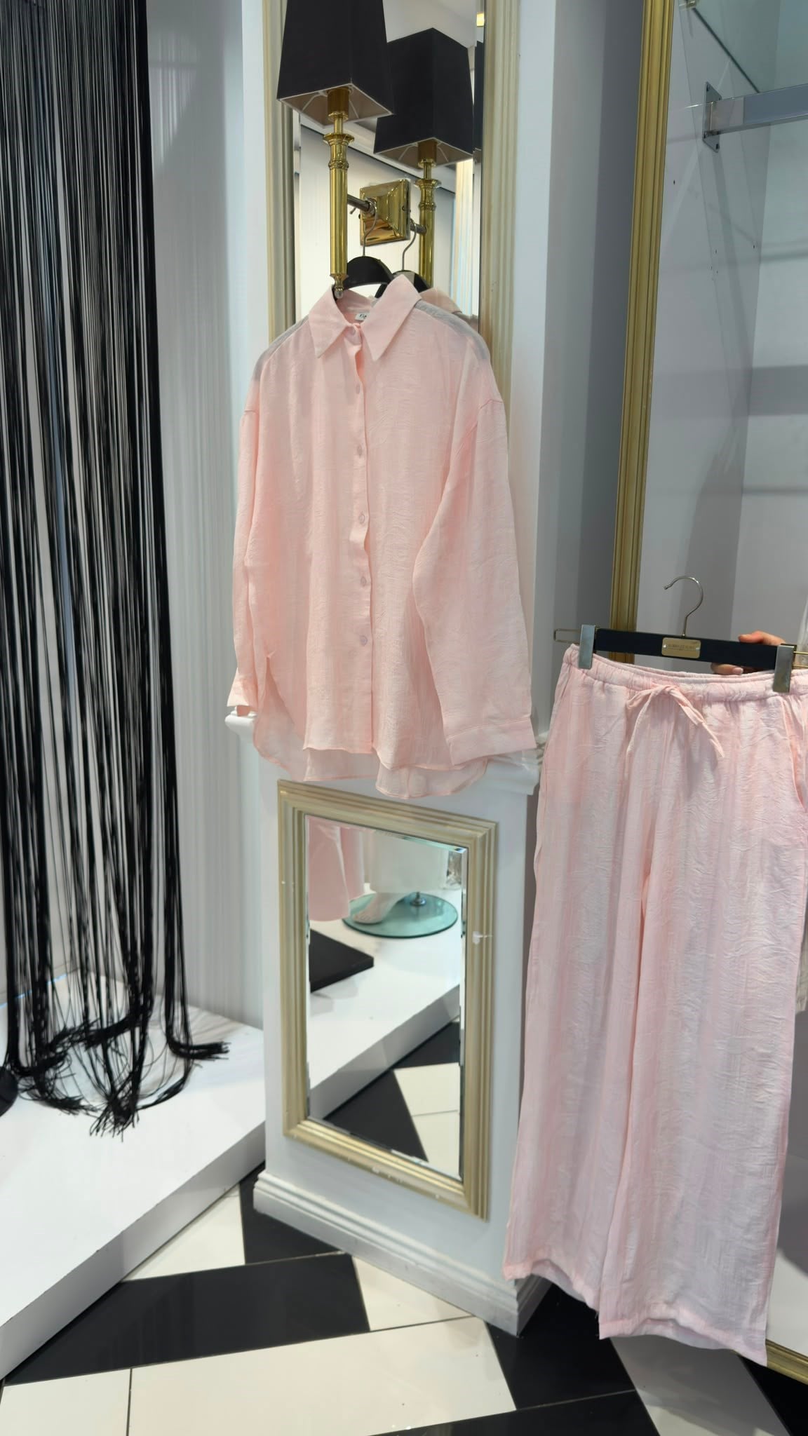 Kendinden Desenli Pantolonlu Takım