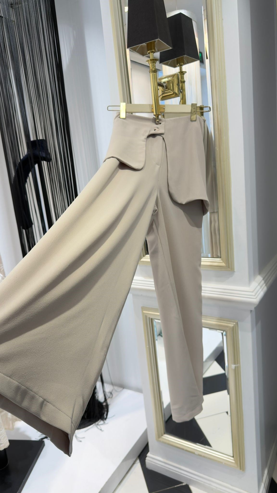 Bel Kuşak Detay Pantolon