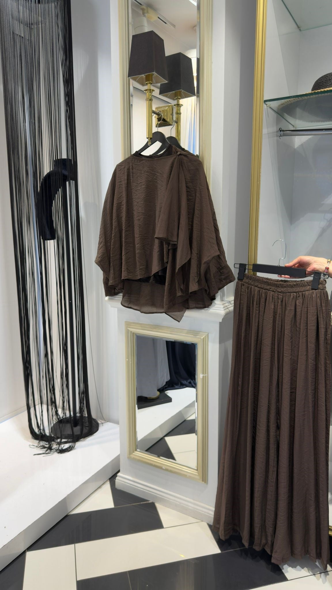 Omuz Düğme Detay Pantolonlu Takım
