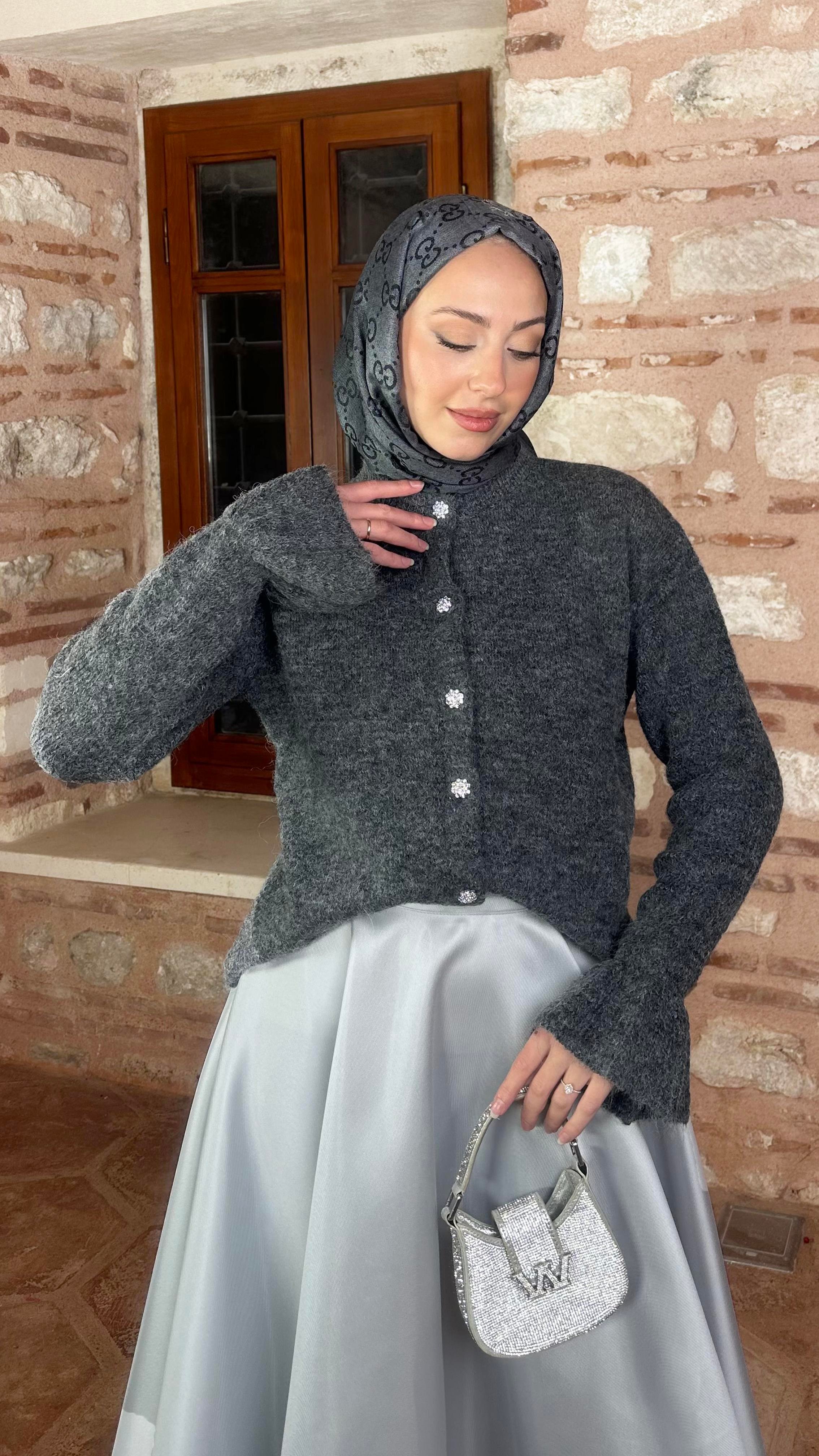 Manşeti Büzgü Hırka
