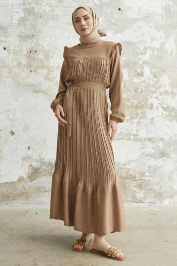 Shoulder Ruffle Pleated Linen Beige Dress