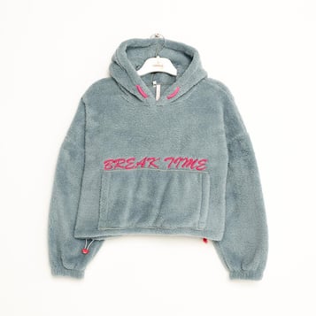 Girls Plush Sweatshirt Ages 6–16 – 423300