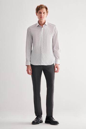 Beyaz Yarım İtalyan Yaka Uzun Kol Cepsiz Slim Fit Cls Gömlek 1004255174