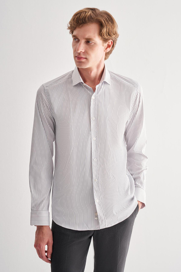 Beyaz Yarım İtalyan Yaka Uzun Kol Cepsiz Slim Fit Cls Gömlek 1004255174