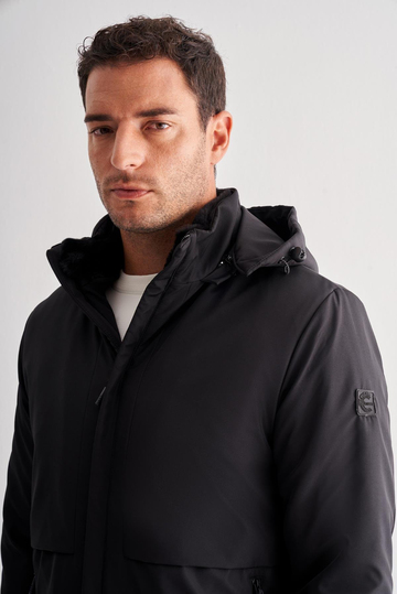 Siyah Dik Yaka Çıkma Kapşonlu Slim Fit Casual Mont 1007255133