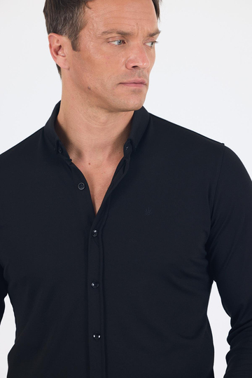 Siyah İtalyan Düğmeli Yaka UzunKol Cepsiz Slim Fit Gömlek 1004250254