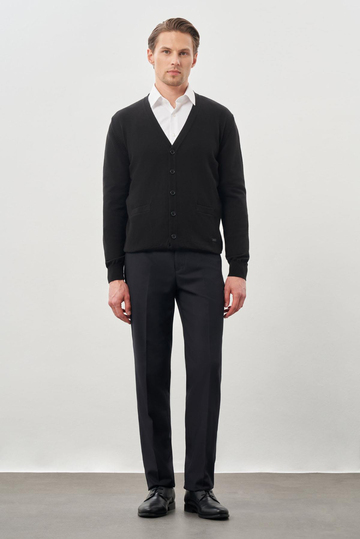 Siyah Uzun Kol Örme V Yaka Comfort Fit Rahat Kesim Klasik Triko