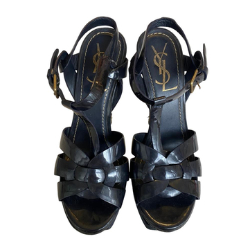 Yves Saint Laurent Siyah Rugan Topuklu Ayakkabı - 35