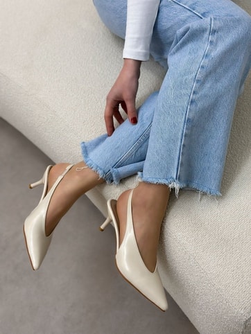 Bej Parlak Deri (Larry) Lastik Detay Kadın Stiletto