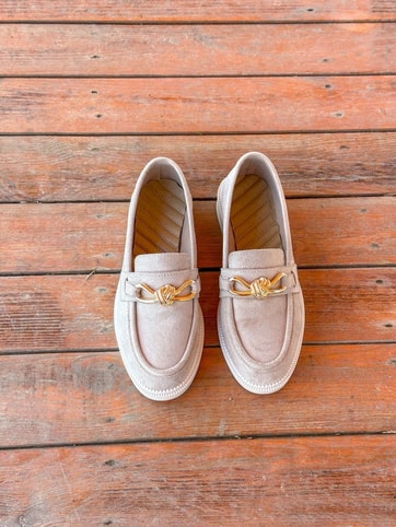 Bej Süet (Teseri) Gold Sarmal Toka Detay Kadın Loafer
